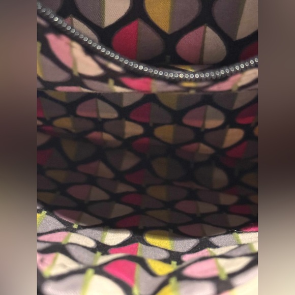 Vera bradley Floral set crossbody bag 12x12in w/20in strap & wallet 7x5in - Picture 4 of 12